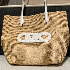 NWT Michael Kors Eliza XL Straw Tote